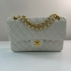Chanel white Quilted Shoulder Bag with Gold Chain